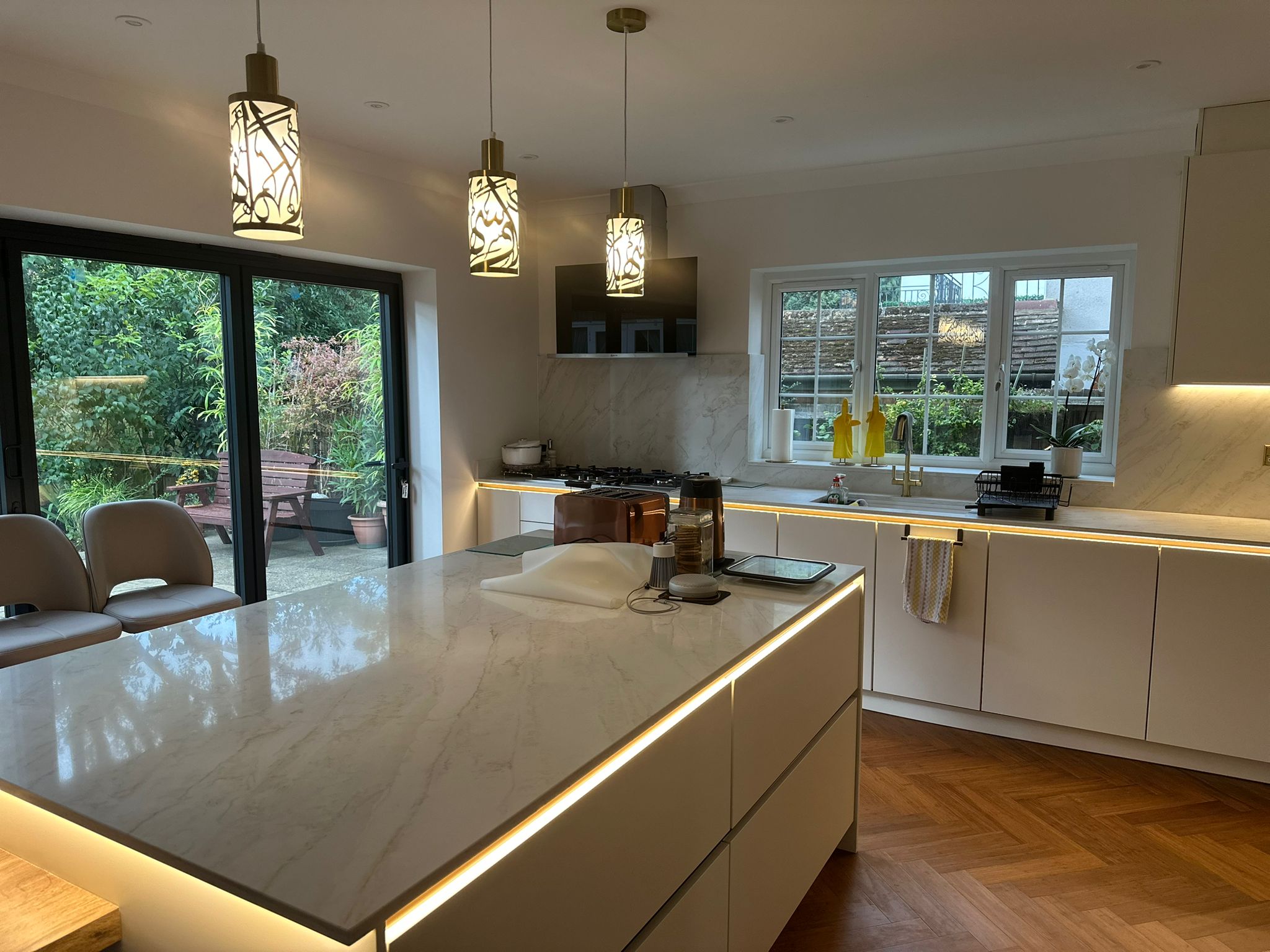 Kitchen LED lighting marble island